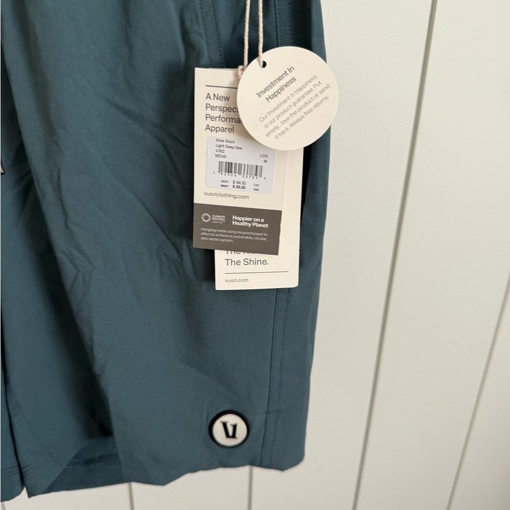 New Vuori Kore Lined Blue Athletic Shorts Medium - Picture 3 of 8